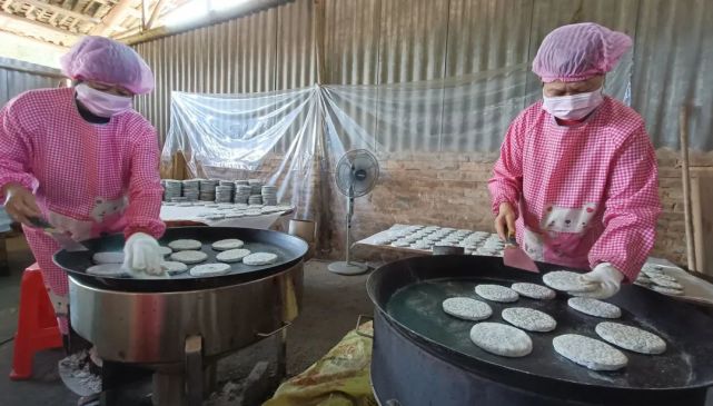 【新春走基层】博白那林:烘饼飘香年味浓 传统美食焕新彩