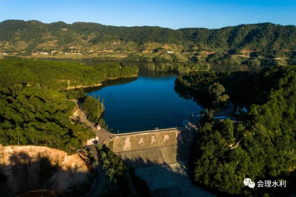 景區由紅旗水庫及周邊原始森林,會理會議遺址,會理會議紀念地,