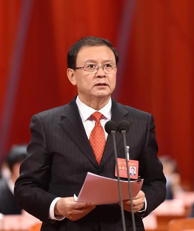 张古江讲话 田国良胡国辉杨培苏等出席 杨洁主持 补选3名市十六届人大