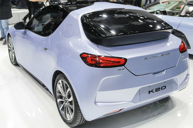 若下次在街上碰到一款车,车头标识是蜻蜓,就知道它是什么品牌的车了.