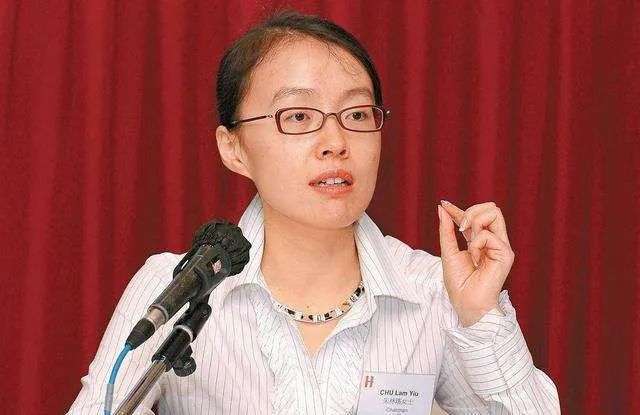 "香精女王"朱林瑶被调查,通过绑定烟厂发迹|湖南中烟|朱林瑶|华宝国际