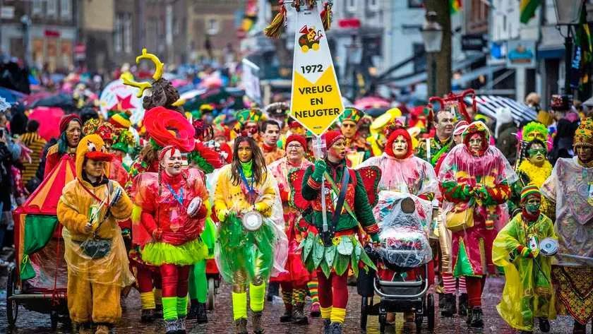 "马斯特里赫特和埃因霍温的市长担心嘉年华狂欢节的执法与适用的措