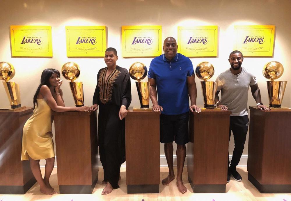 魔术师大儿子身高1米96多次前往湖人主场看球他为何没进nba