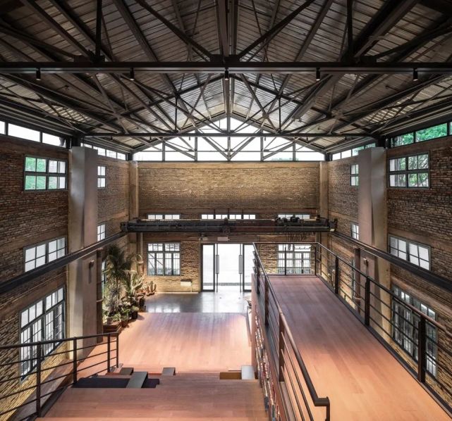 最新10个老厂房改造:修旧如旧,整旧如新