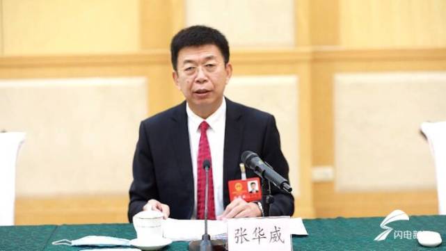 省人大代表,威高集团有限公司董事长张华威表示:"在整个自动化,数字化