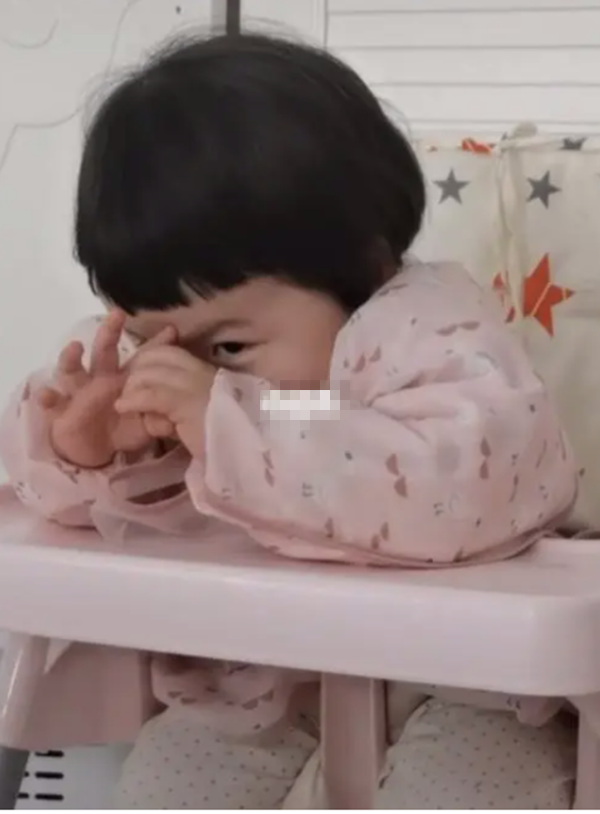 爱"假哭"的宝宝,能有什么坏心思呢?