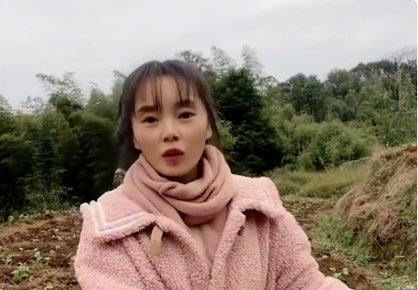 网红靠卖惨骗粉百万亲生奶奶也可以利用黄琴的手段有多狠