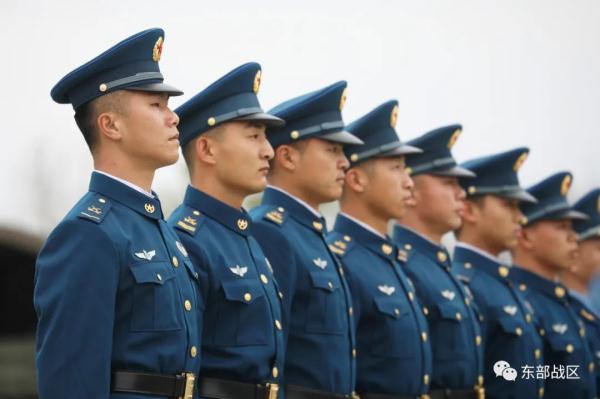 空军兵哥的队列会操来啦