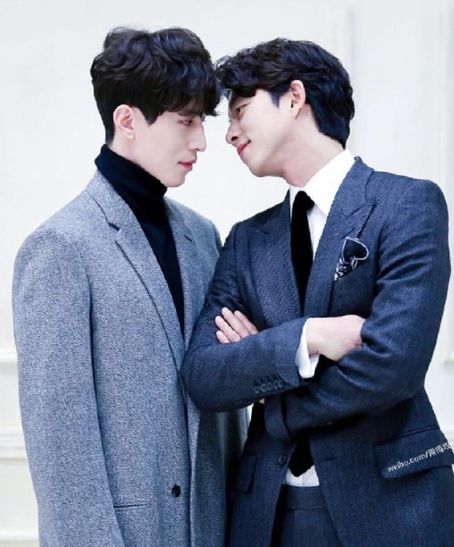 孔刘李栋旭同出海钓鱼被偶遇这画风朴素接地气男神秒变大叔