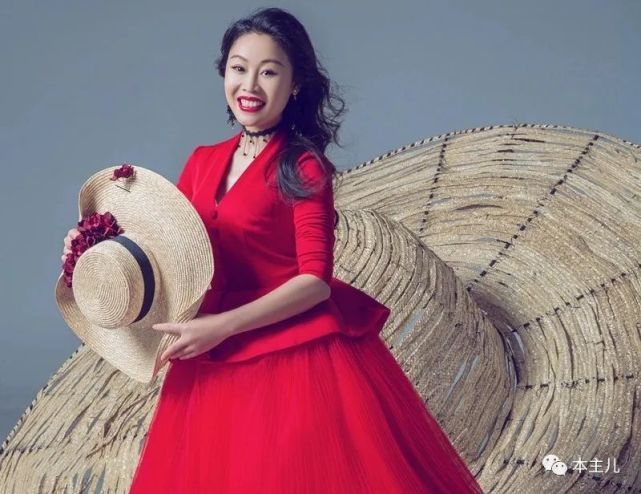 从一夜爆红到自毁前程草帽姐徐桂花一点都不冤