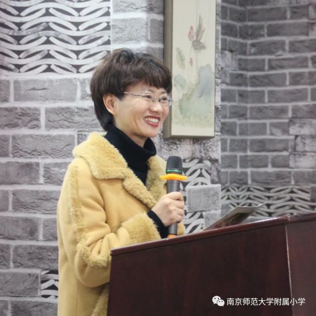 华主任,建邺区教师发展中心教科室倪晓寅主任,玄武区教科所杨向红所长