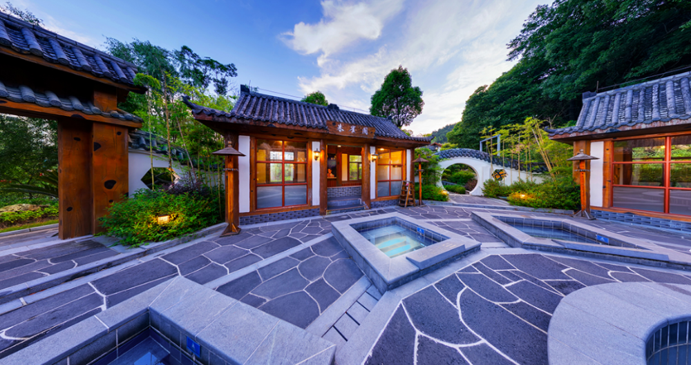 春节泡温泉温暖过大年武功山君澜温泉超值价来了快带家人来玩