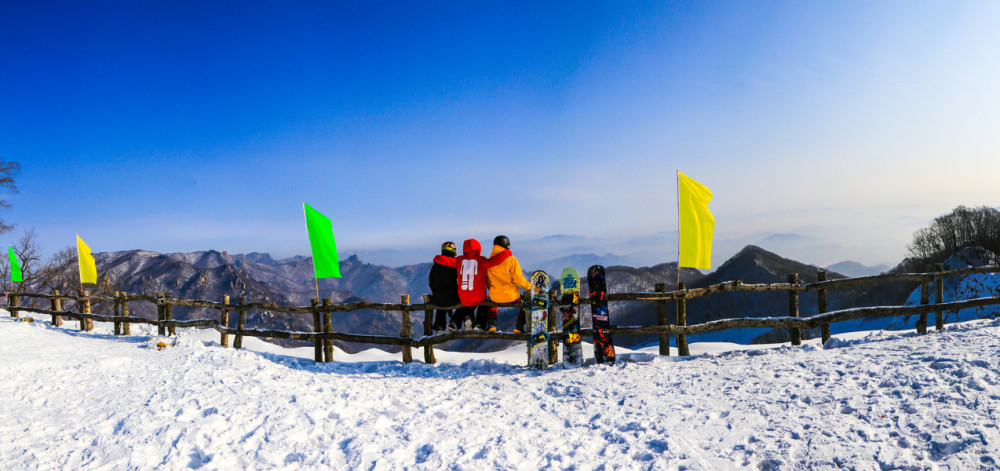 首批國家級滑雪旅遊度假地穿林海跨雪原賞民俗