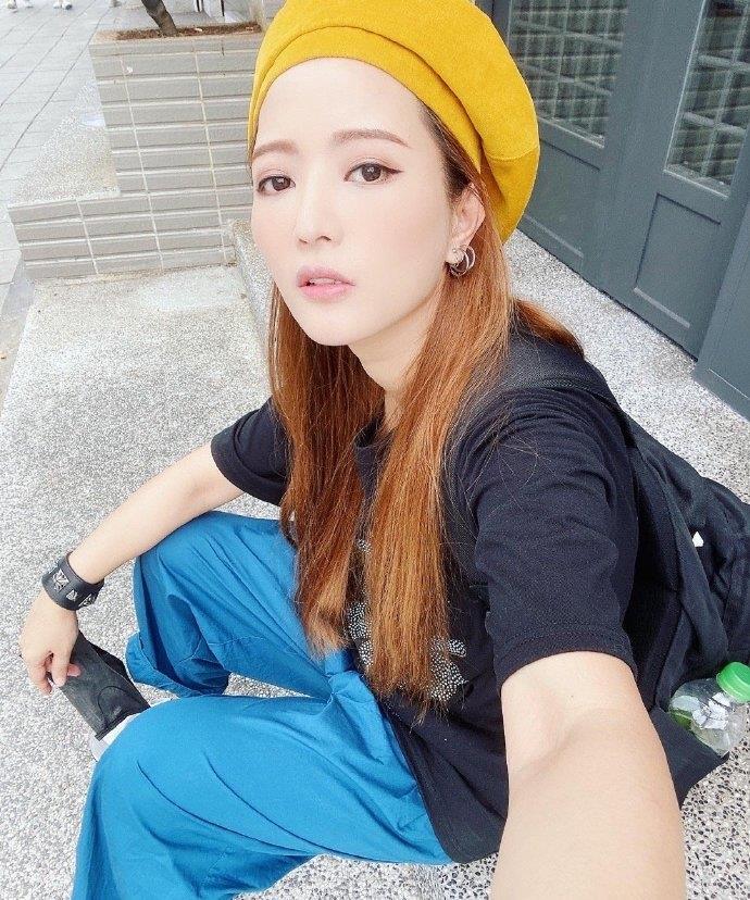 黄美珍39岁生日拍mv女儿萌唱英文歌祝寿