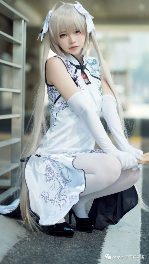 cos穹妹旗袍唯美场照疯了个猫