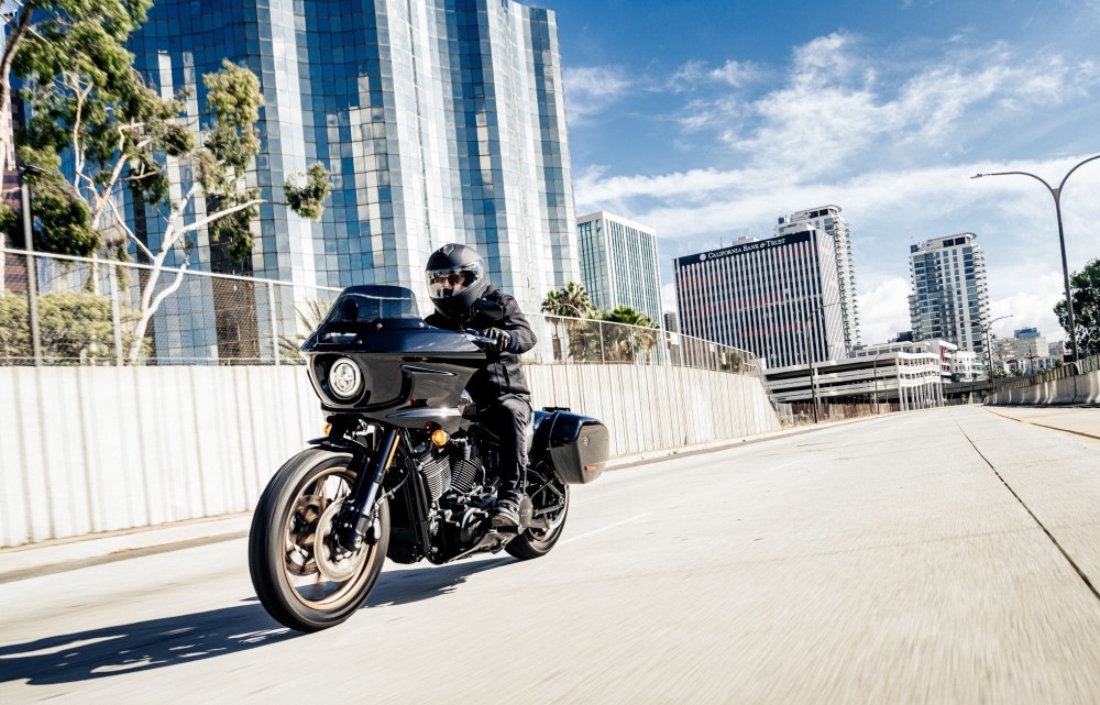 玩的就是西海岸哈雷戴维森lowrider系列新款上市