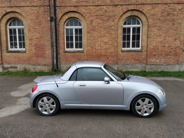 这才是年轻人第一台敞篷车大发copen