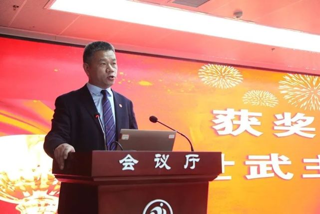 者,培育者,先行者"会上,合肥市第二人民医院副院长陈振飞从科研工作