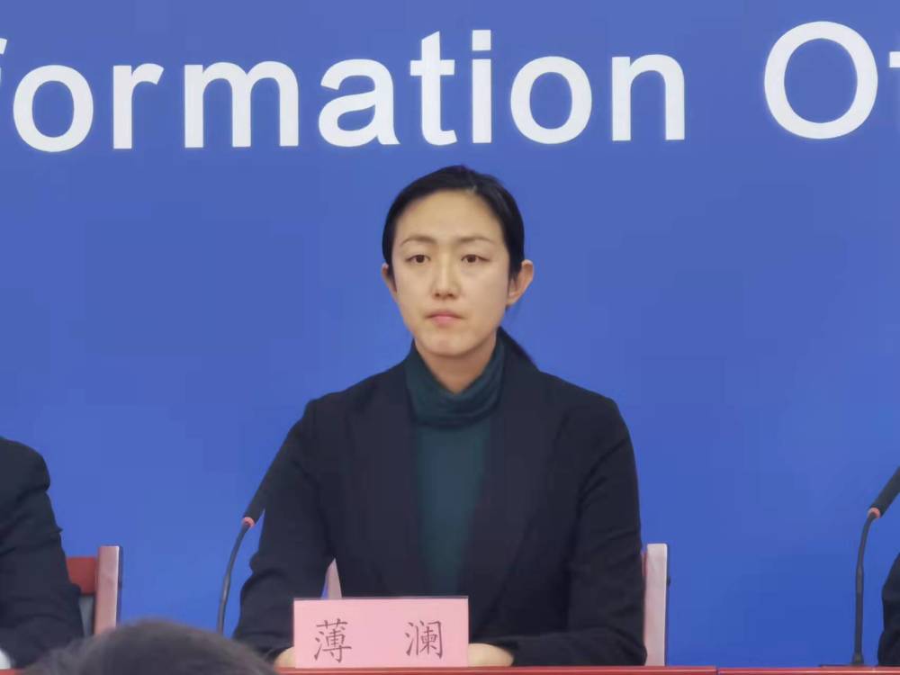 北京青年报记者从会上获悉,丰台区人民政府副区长薄澜通报该区疫情