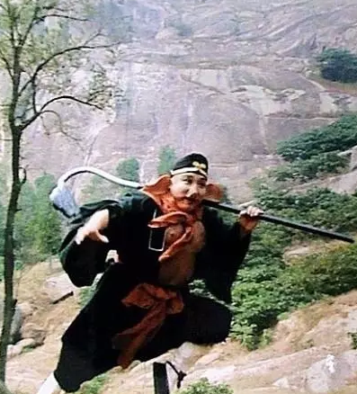 西游记中猪八戒的钉耙有什么来历