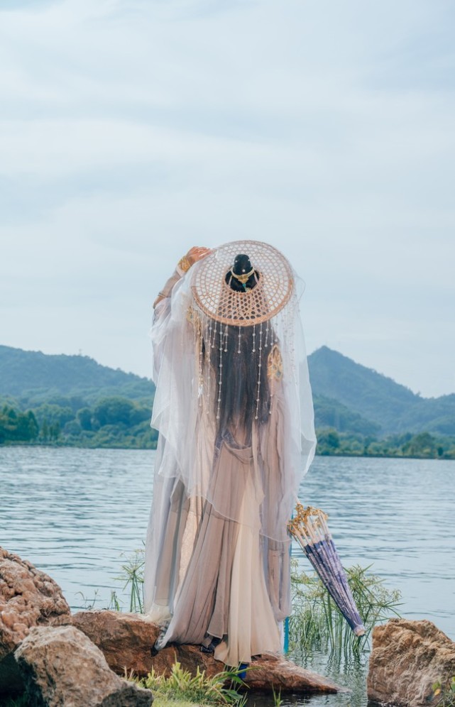 剑侠情缘 鹤梦伞娘cosplay