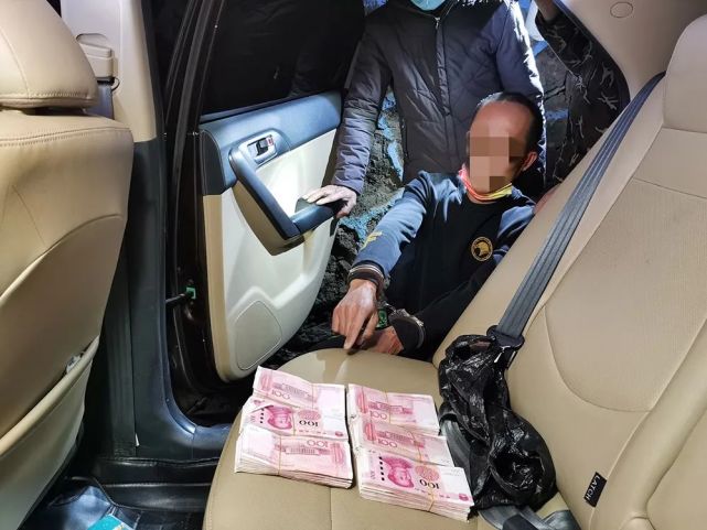 警方全链条打击破获一起特大运输,贩卖毒品案