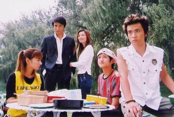 绝对计划同人小说漫威的电影《蜘蛛侠3:英雄无归》开启了他的多元宇宙