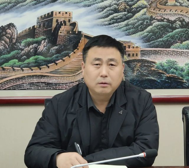 礼泉县人民检察院党组成员,副检察长张新龙在学习会上指出,要充分发挥