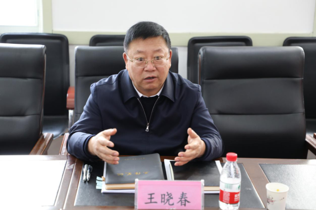 厅二级巡视员王晓春参加省农业宣教与农产品品牌推广中心党支部党史