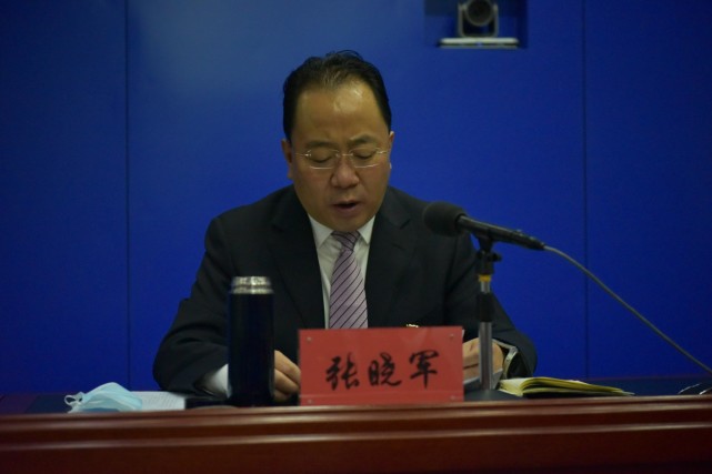 青海省"两会"期间,省委书记,省人大常委会主任王建军参加果洛代表团