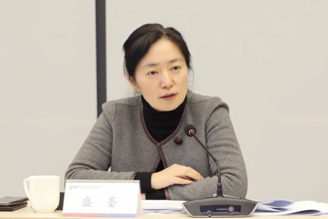 盛蕾在中以常州创新园工作推进调度会上强调只争朝夕推动园区建设打造