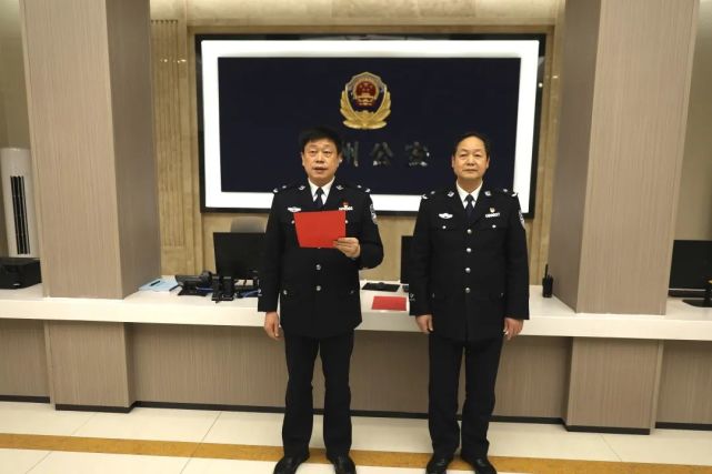 街面警务站让平安"看得见"|平安|鄂州市公安局|韩才兵|凤凰广场|鄂州