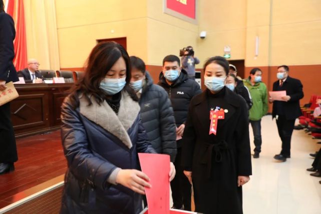 政协唐山市古冶区第十届委员会第二次会议胜利闭幕
