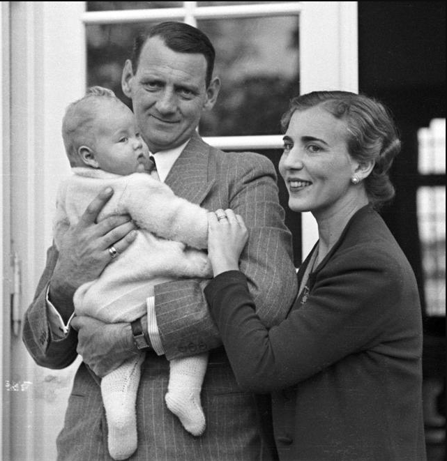 少女时期是最美公主,婚后是时尚王后,英格丽德活得比长得还漂亮