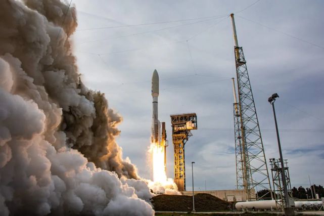 【美图欣赏】宇宙神5号火箭执行 ula 2022年首次任务,发射gssap卫星