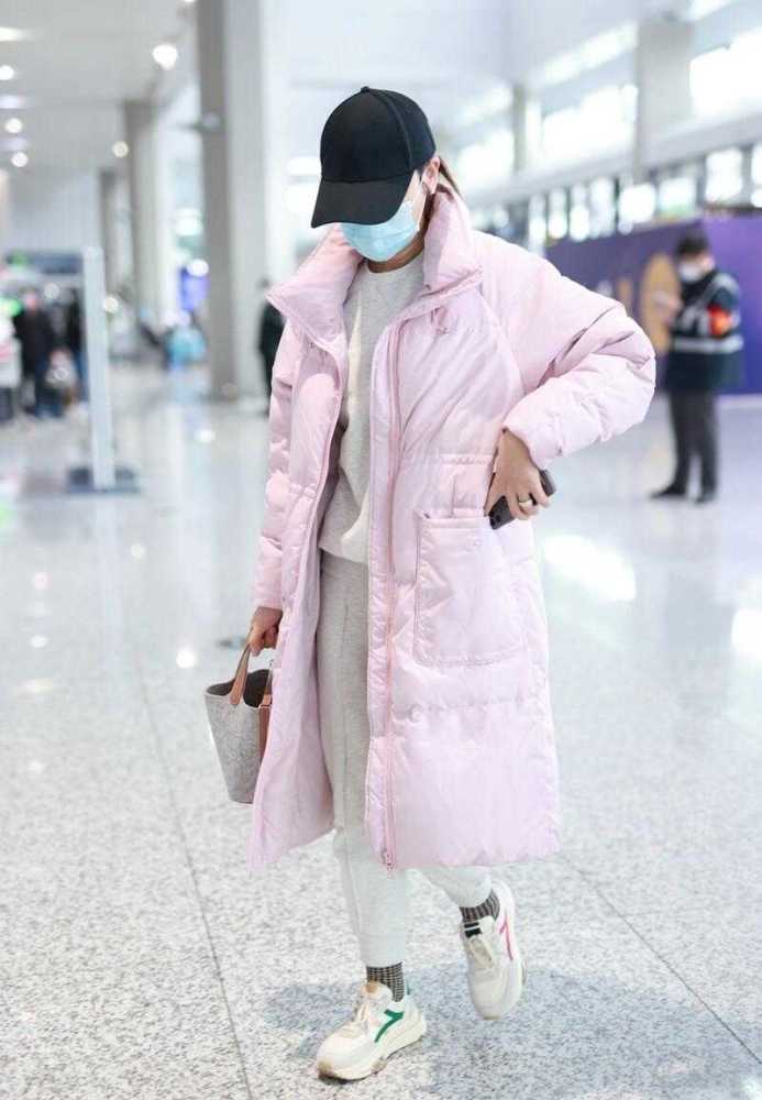 叶一茜“厉害了”！烂大街的羽绒服，也能穿得这么洋气减龄