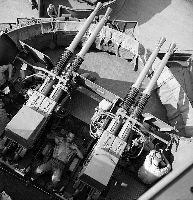 博福斯40毫米舰炮图片