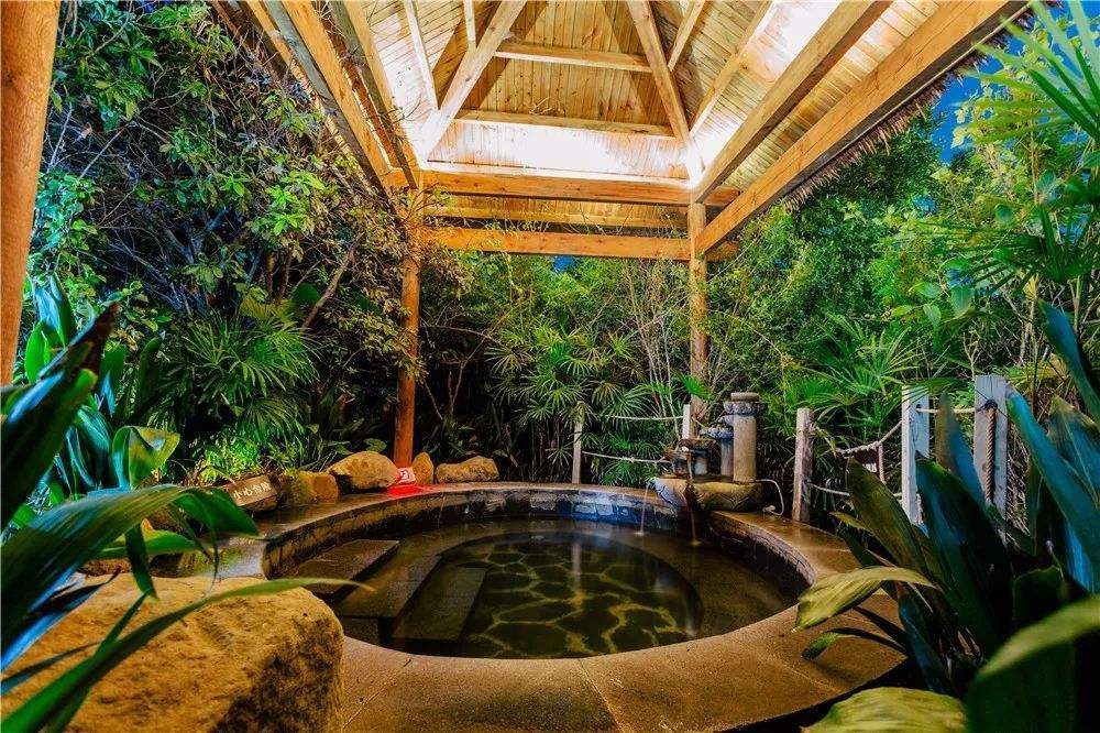 假期好去处重庆这几处温泉水质清澈景色优美赶快来吧