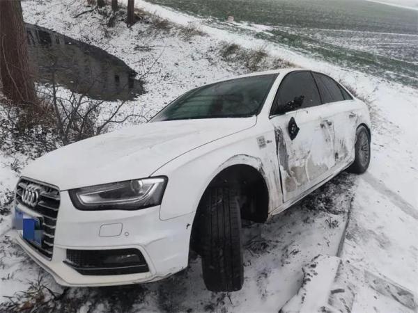 超車時因雪天道路溼滑車輛失控,與對向正常行駛的城鄉公交車發生碰撞