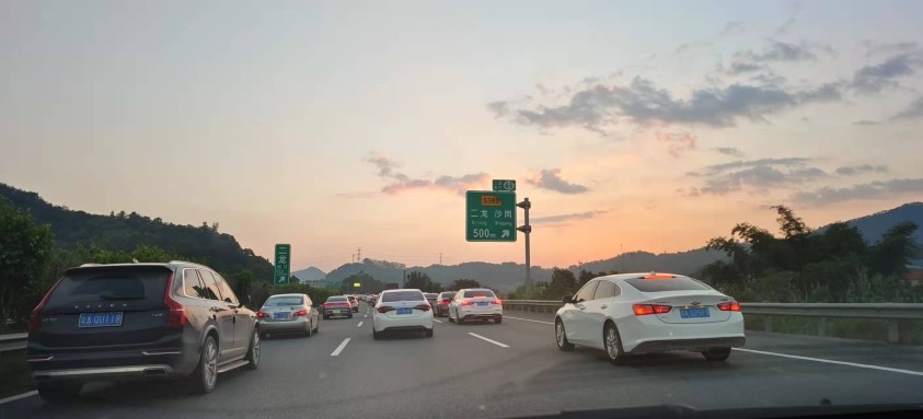 春运头十日广东高速公路累计车流量超6000万车次