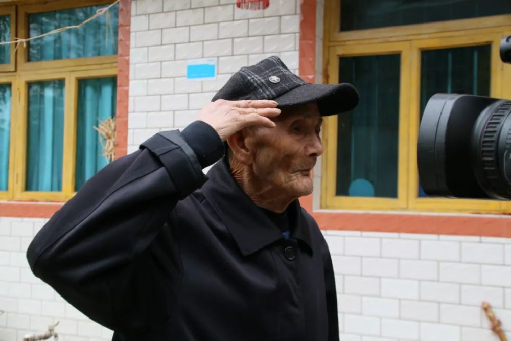 痛惜黔东南马红军逝世享年105岁