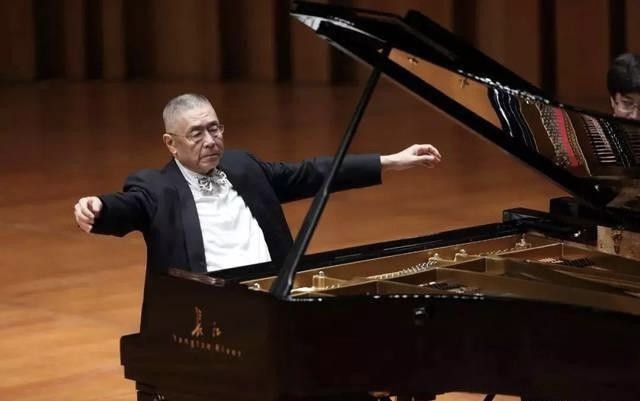 83岁刘诗昆仍不放弃生娃妻子透露备孕二胎回应5亿教育基金传闻