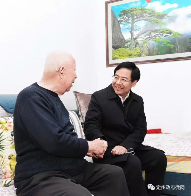 新春送温暖张涛春节前夕看望慰问了他们