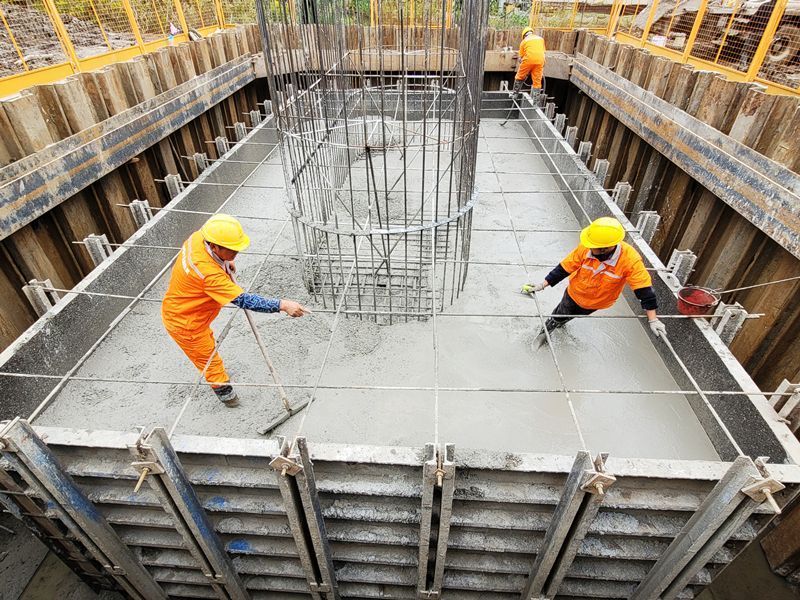 最新进展沪苏湖铁路站前Ⅱ标一分部承台全部完工