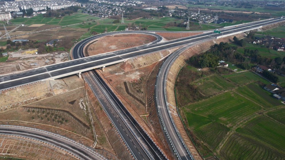 德都高速什邡段马祖互通匝道正式通车g0511线德阳至都江堰高速公路