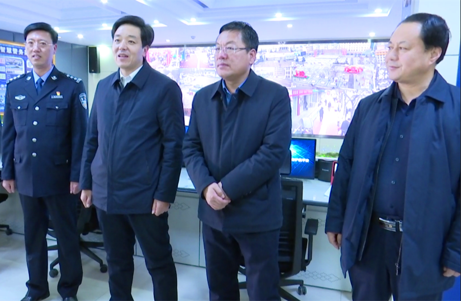 县长王德全带队慰问泾川公安民辅警