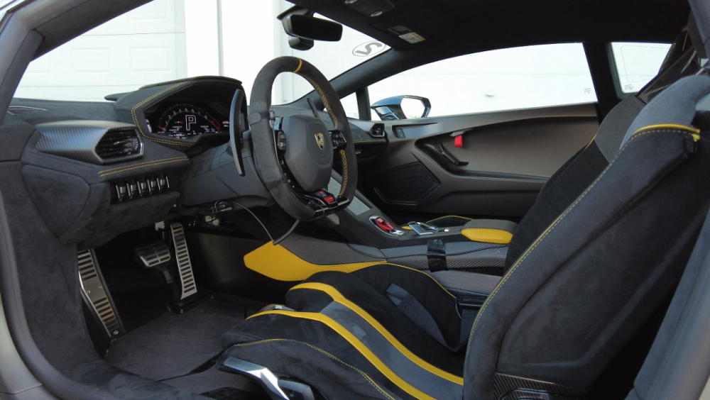 海川品车国内赛道首试沉浸式体验兰博基尼huracánsto