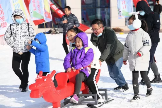 滑雪温泉美食养生游:兰州新区冰雪运动员训练中心—中川小镇滑雪场