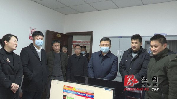 东安唐何督导春节稳价保供工作并走访慰问一线工作部门和困难党员