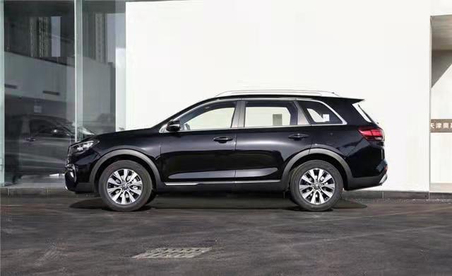 详解起亚kx7外观大气空间宽敞配置讨喜配20t发动机